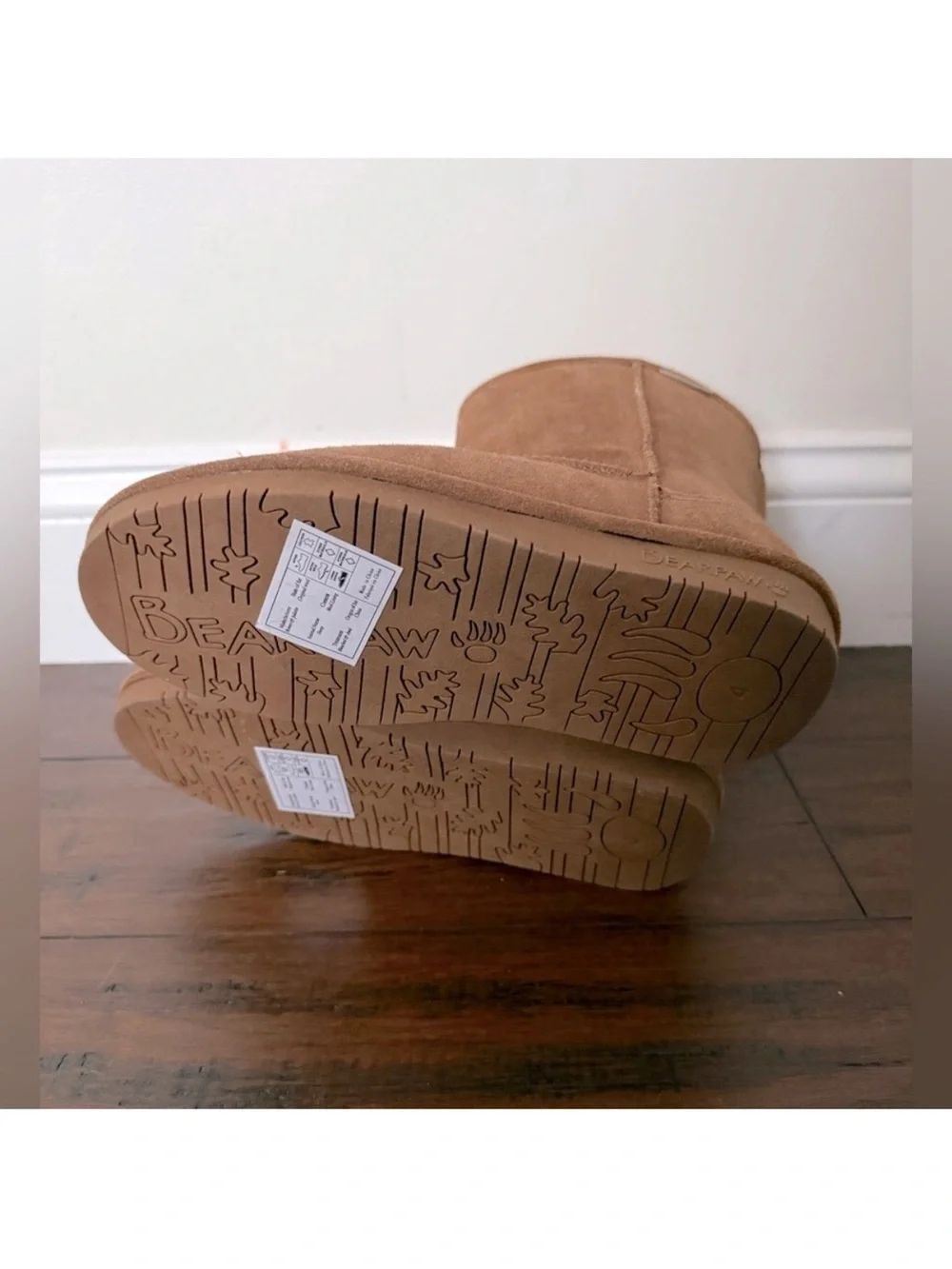 New BEARPAW Kids Brown Cozy Shearling-Lined Suede Boots - Picture 6 of 6
